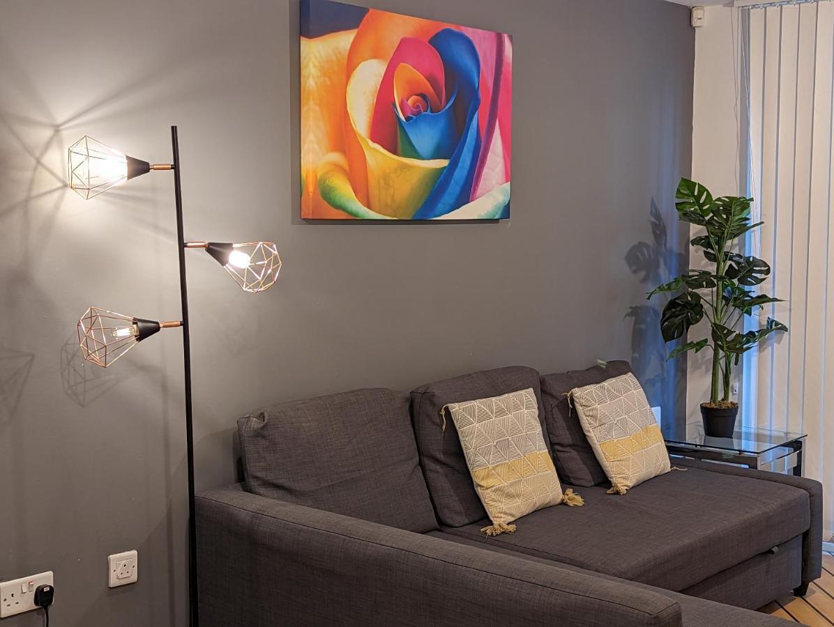 Birmingham Chinatown Insta-Style Apartments ภายนอก รูปภาพ