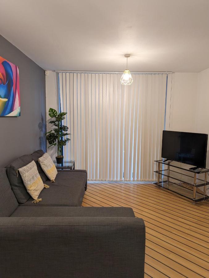 Birmingham Chinatown Insta-Style Apartments ภายนอก รูปภาพ